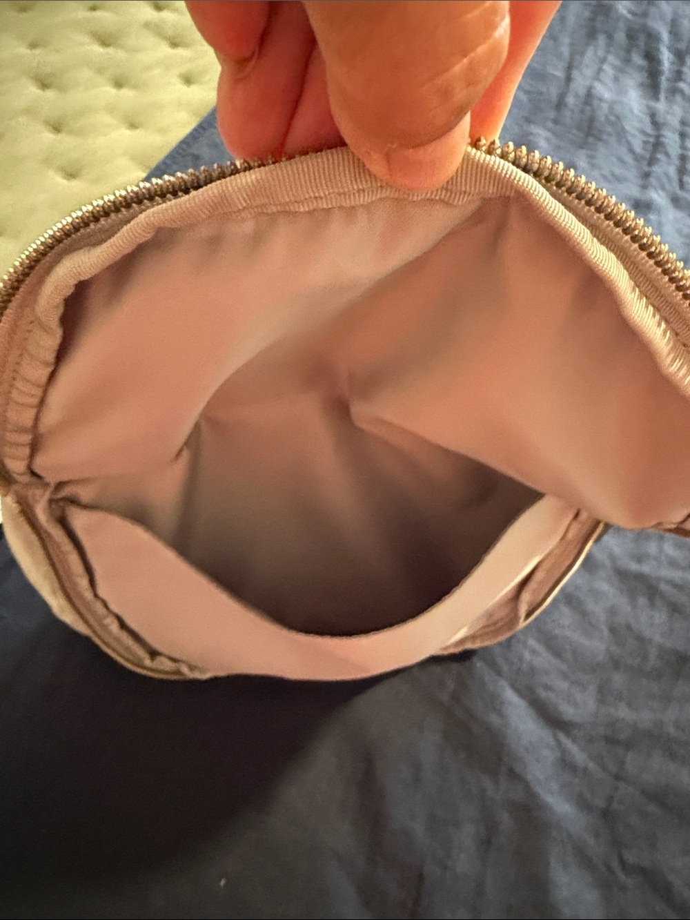 Lululemon festival bag, light gray, 5 L - Picture 7 of 13